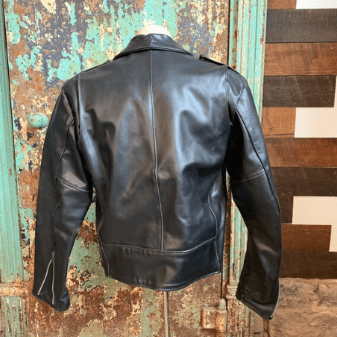 Leather Jackets for Men & Women Premium Leather Outfits